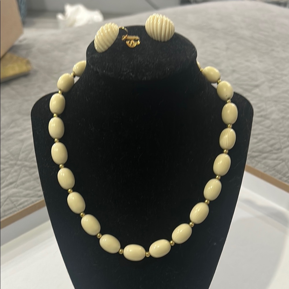 vintage cream and gold necklace and earrings.